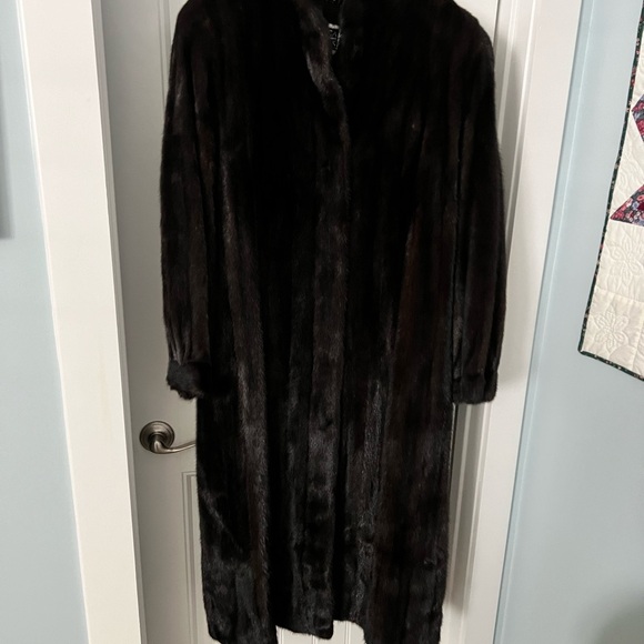 Full length mink coat.  Half length sliver fox coat - Picture 1 of 2